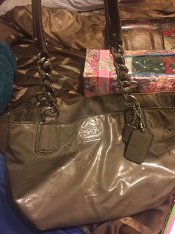 Coach purse only 20$