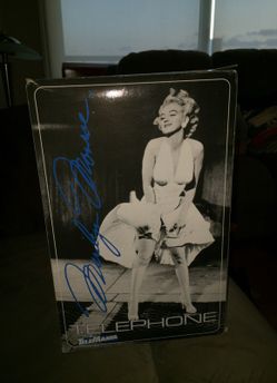 Marilyn Monroe phone