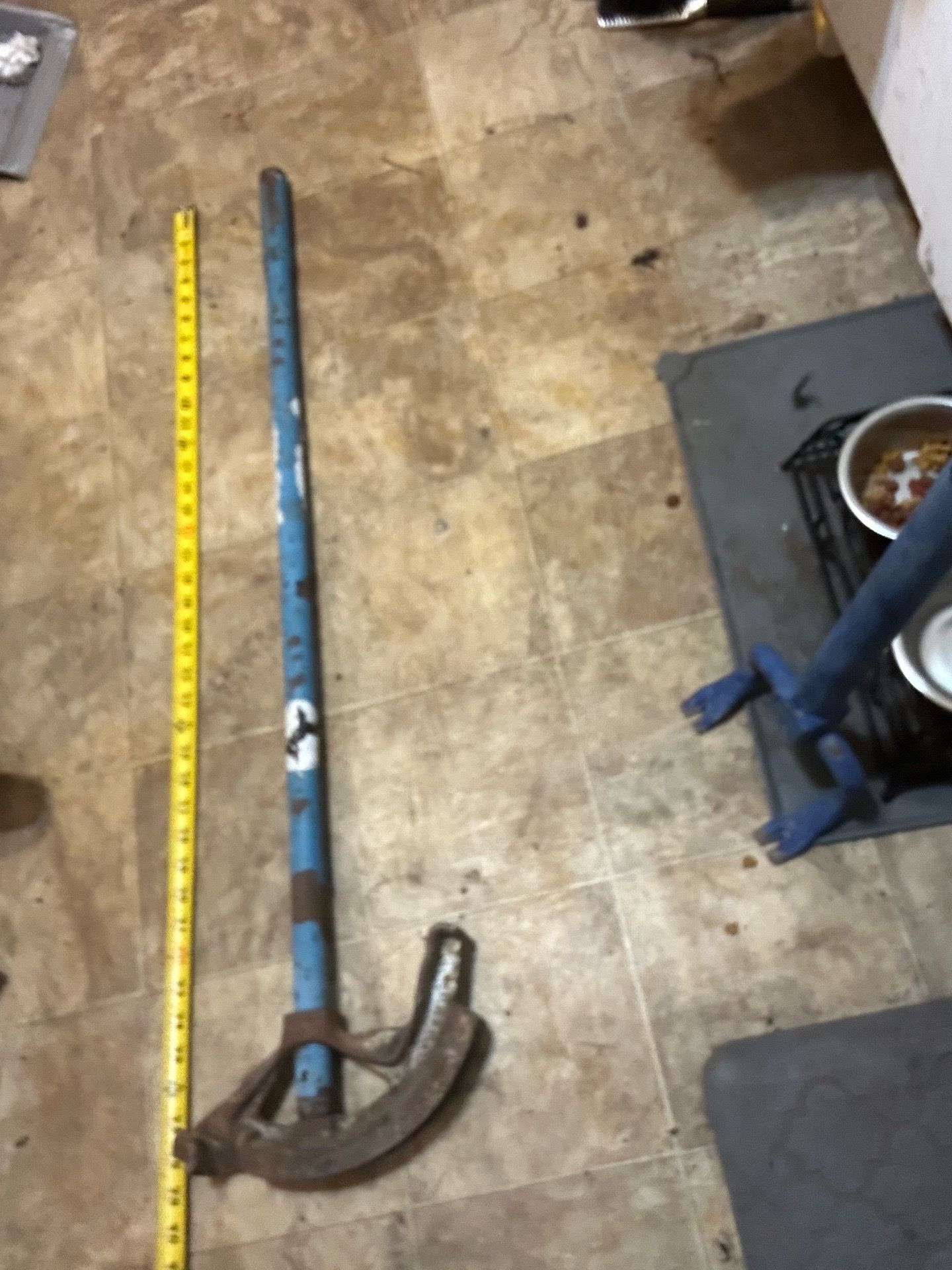 Conduit bender