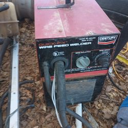 Century  Wirefeed And Stick Welder Combined