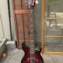 Yamaha BB415 - 5 string bass, RH (Rare)