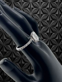 Emerald shape diamond ring in 14k white gold