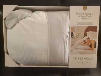 3 Piece Pillow Gift Set