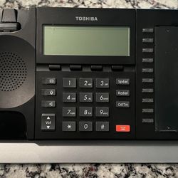 Toshiba DP5032-SD 20-Button Display Speakerphone Black   