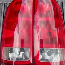 02-05 Dodge Ram Tail Lights