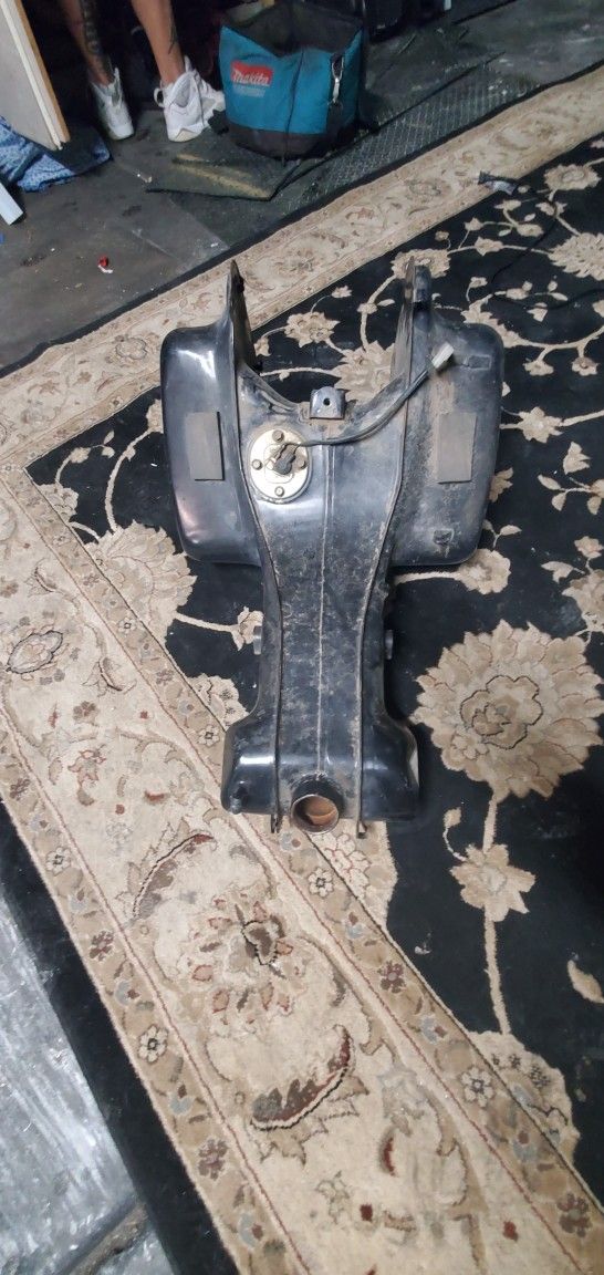  a fuel tank for a Yamaha XVZ1200 Venture Royale motorcycle. 