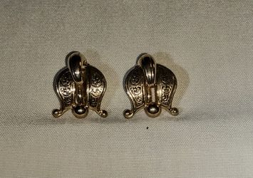 Vintage Signed MARINO Gold Tone Scroll Clip-On Earrings