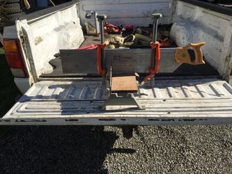 Craftsman sarin cut miter saw.