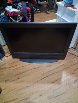 Older Flatscreen Tv