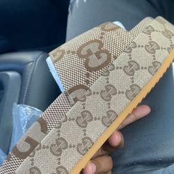 GUCCI PLATFORM SLIDES