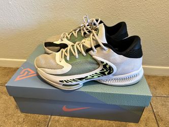 Nike Zoom Freak 4 Greek Mens Size 9.5