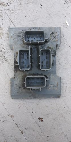 Tail lights distribution block