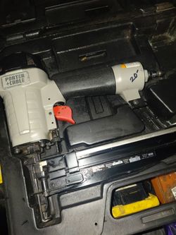 PORTER-CABLE FN250C 16-Gauge 2-1/2" Finish Nailer.