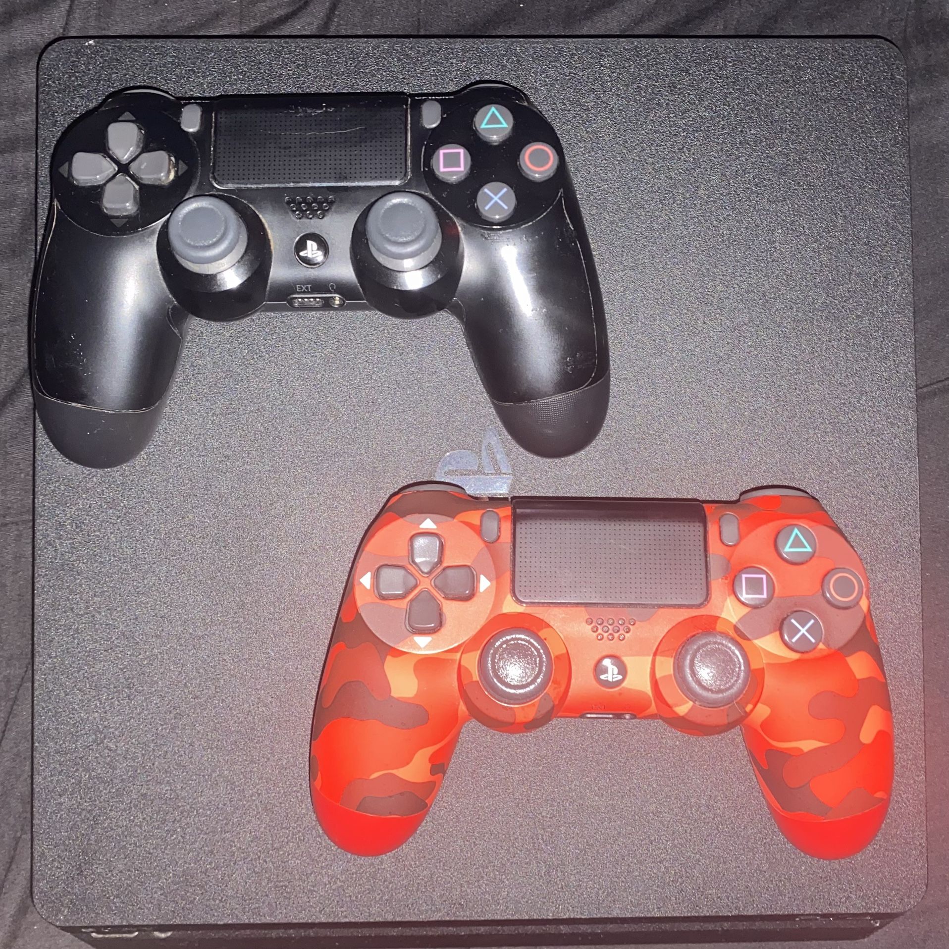 PS4 Slim w/ Two Controllers & Wires Included