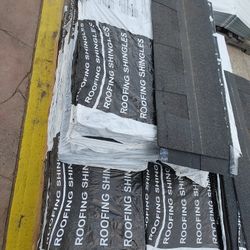 30yr SHINGLES  (BLACK/ NEGRA)