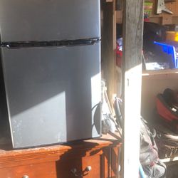 Mini Frig And Freezer