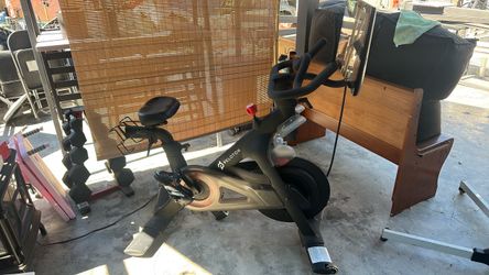 Peloton Indoor Exercise Bike
