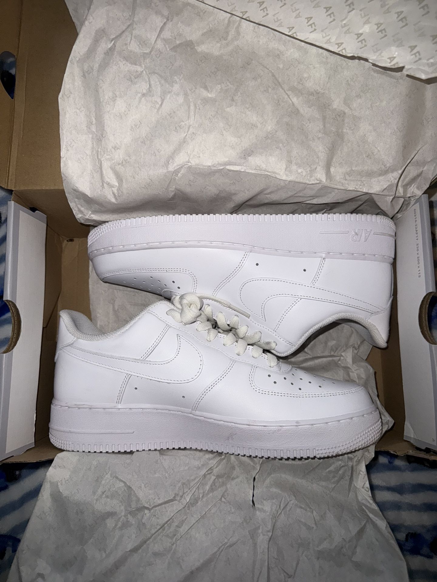 Nike Airforce White (Size 9 Mens) (Size 10.5 Women’s)