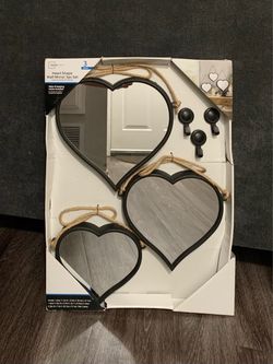 Heart Shaped Wall Mirrors (3 Set)
