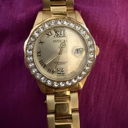Invicta Women's Pro Diver Crystal Accented 18k Ion-Plated Stainless Steel Watch