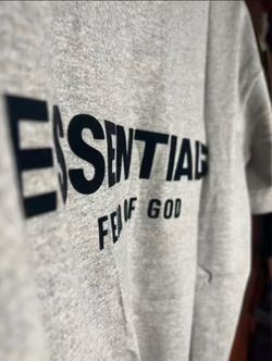ESCENTIALS