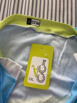 Woman’s cycling outfit