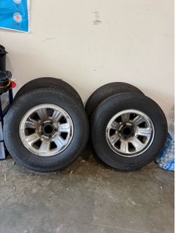 Full Set of Tires and Wheels  225/70R/15
