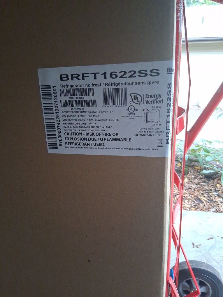 Refrigerator "Steele"