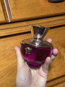 Versace Dylan Purple Perfume