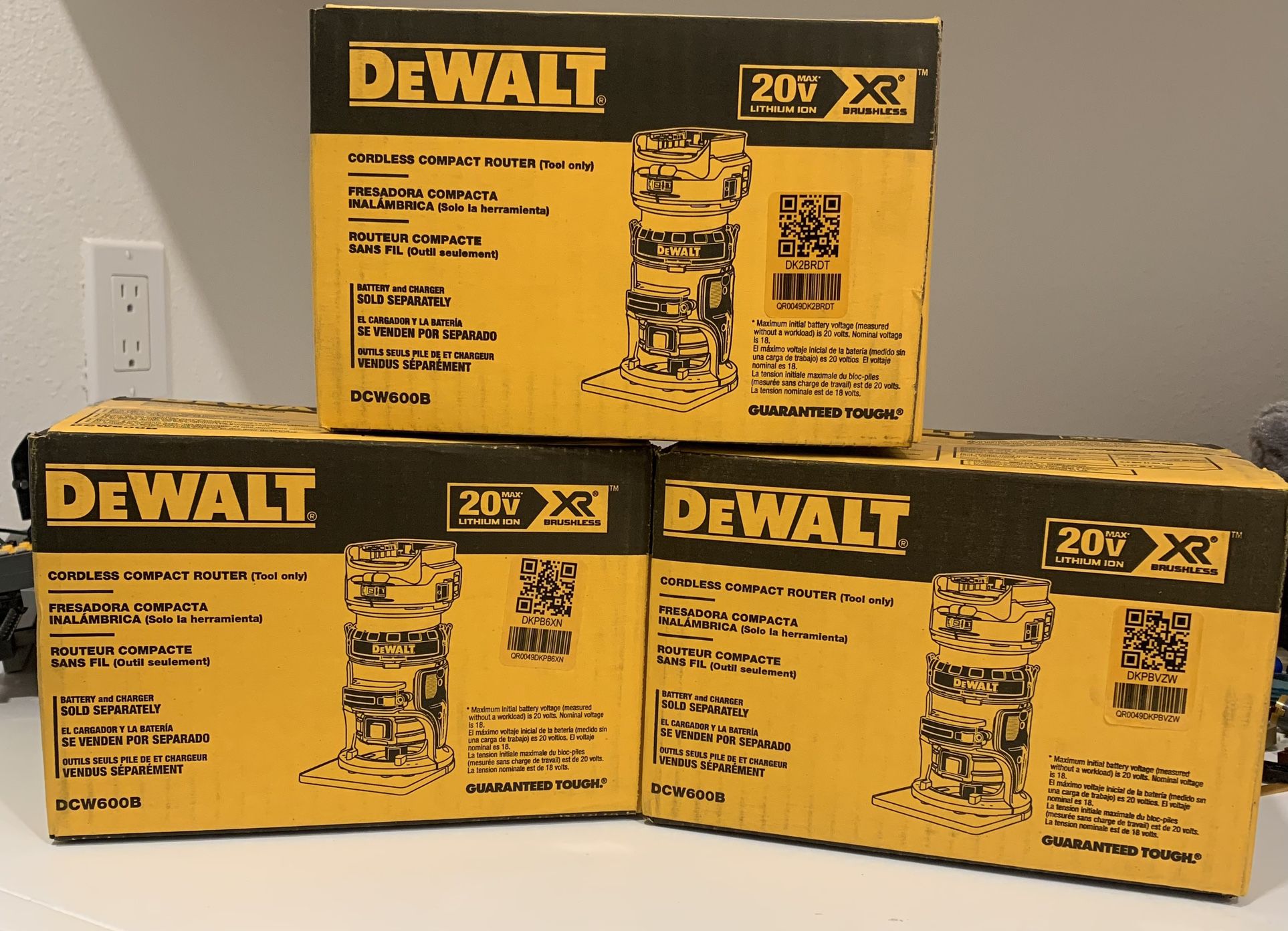 DEWALT 20V Max XR Cordless Router, Brushless, Tool Only DCW600B