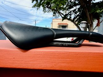 Prologo Saddle Scratch M5 Nack Carbon Rail