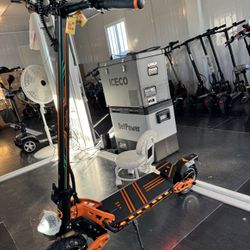 Dual-motor electric scooter