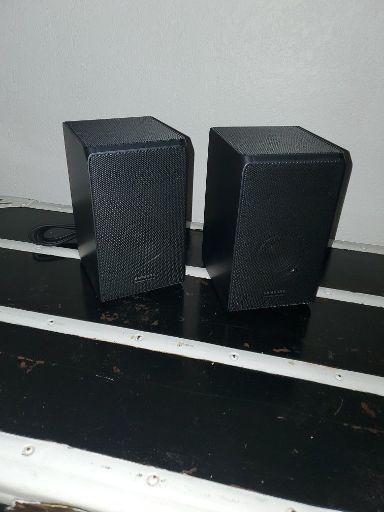 Samsung Harman Kardon Surround Speakers