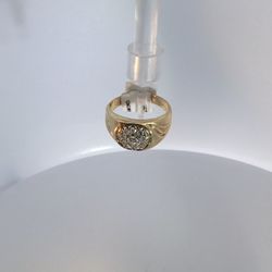 14K Yellow Gold Gents Dress Fashion Diamond Ring 