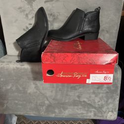 Women’s Boots