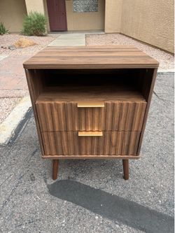 Single Nightstand