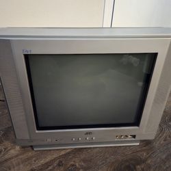 JVC CRT TV 14" Composite S-video flat. I’Art Retro Gaming AV-14F703