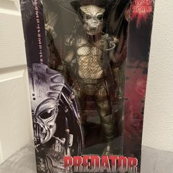 Limited Edition Neca Gort Predator 1/4 Scale Action Figure