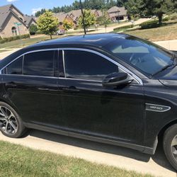 2014 Ford Taurus