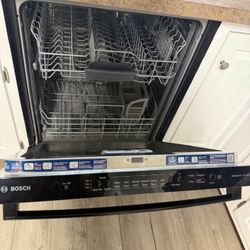 • Bosch 100 Series 24-in Top Control Built-in Dishwasher (Black)