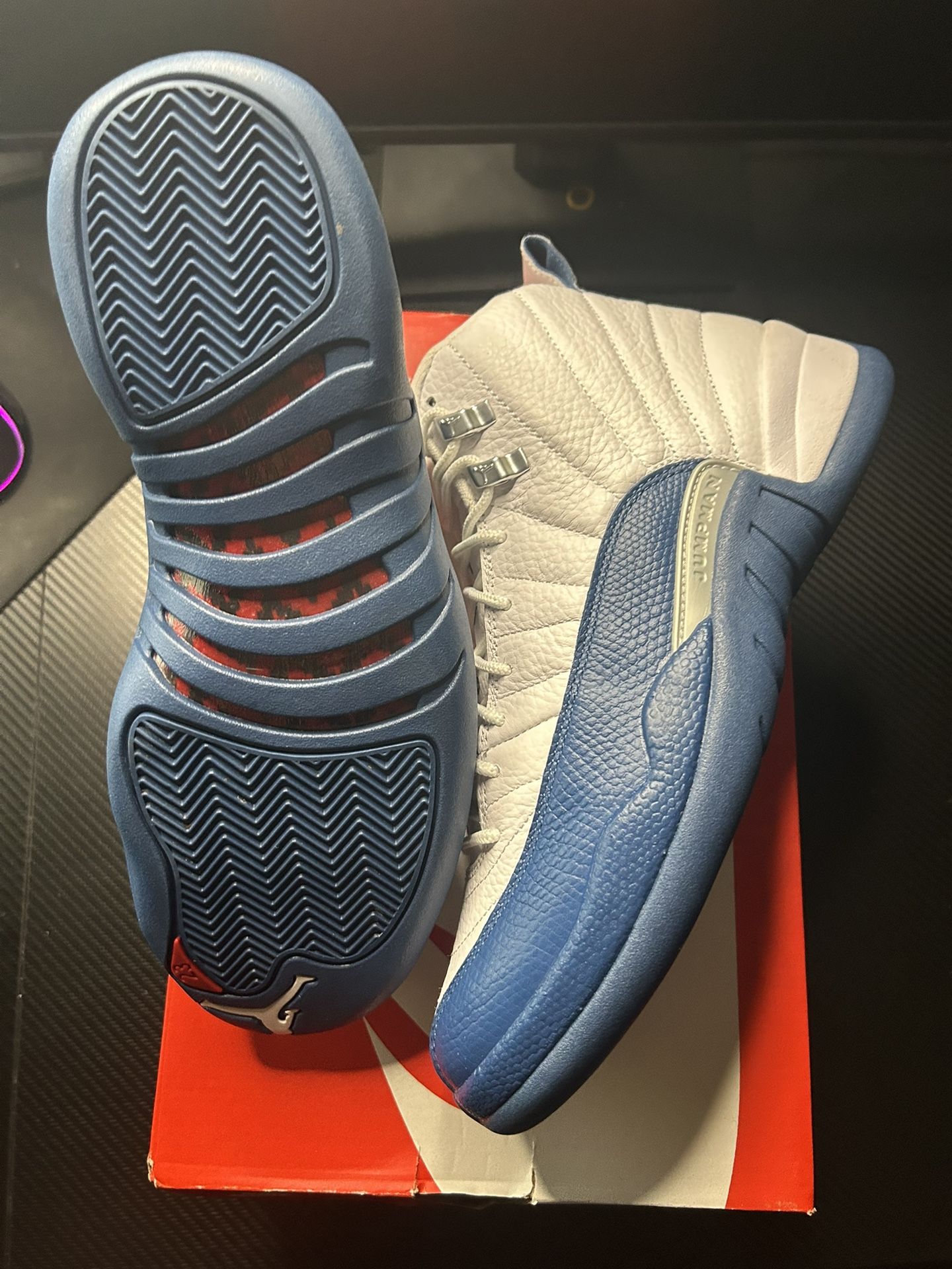 Jordan 12 French Blue Size 9 Used
