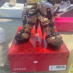 Guess Black Multi Patent Heels Size 5.5