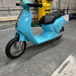 Hyper Electric kids ride on vespa scooter blue