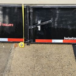 Swinging Doors For A 7' Wide Dump Trailer 