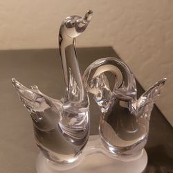 2 Glass Swans