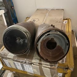 1941/1946 Headlight Cans