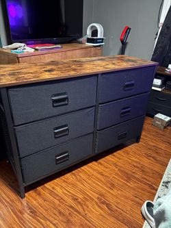 Dresser