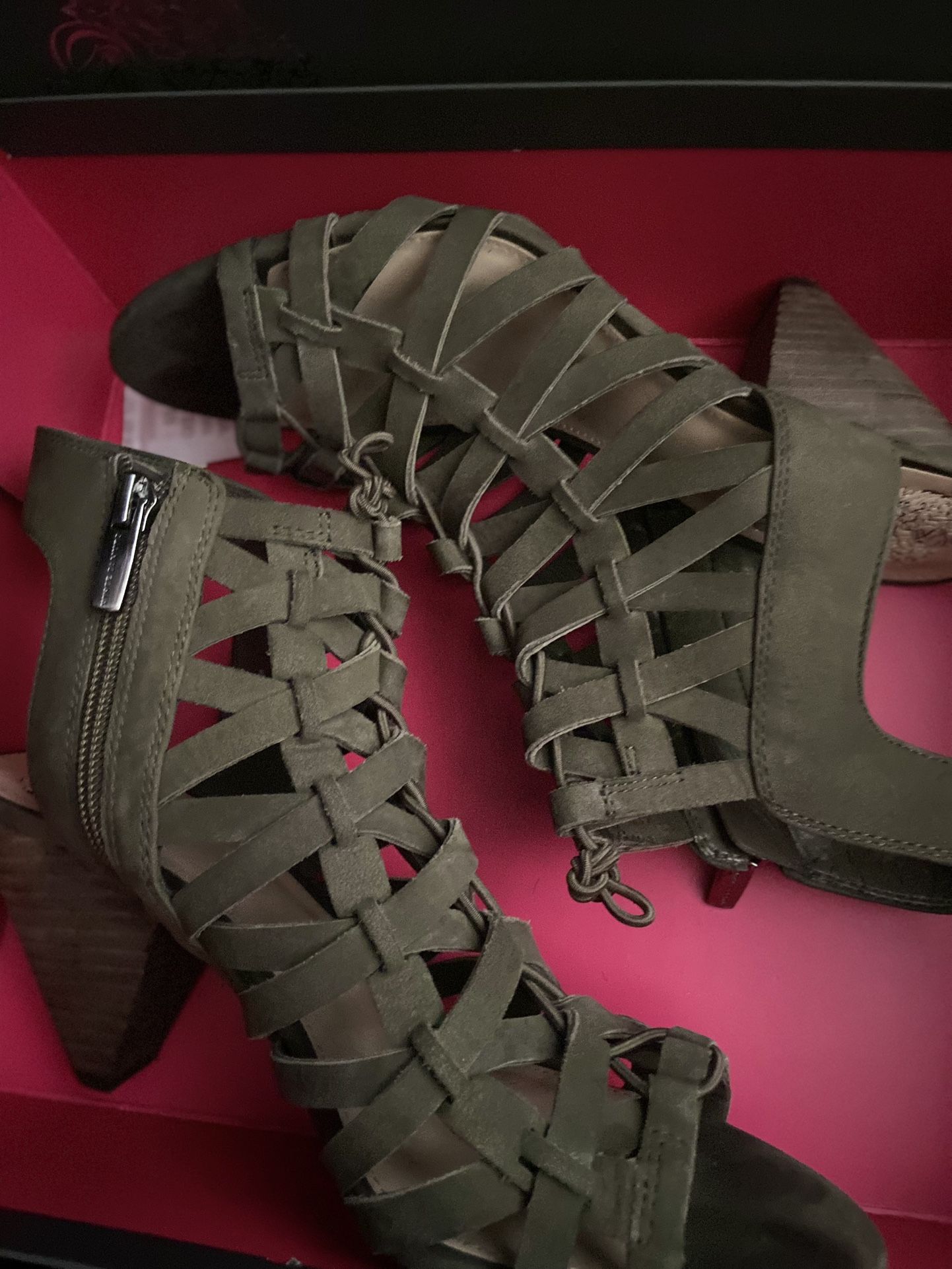 Vince Camuto Size 8