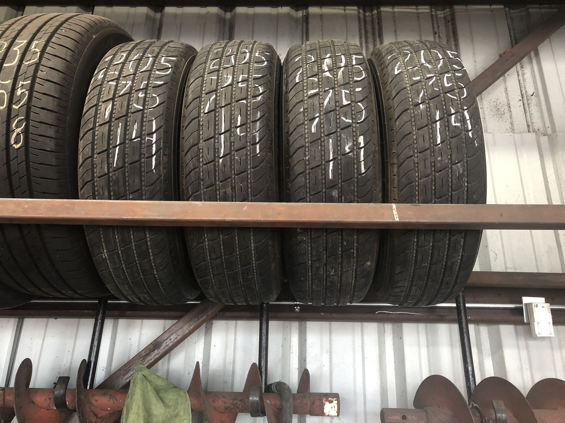 Trailer tires