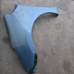 2004-2009 Toyota Prius driver side front fender blue (left)